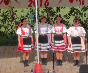 Folklórne slávnosti obce Trhovište 2016