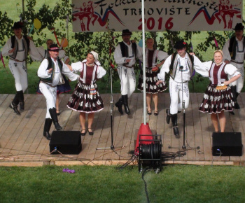 Folklórne slávnosti obce Trhovište 2016