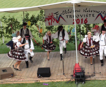 Folklórne slávnosti obce Trhovište 2016