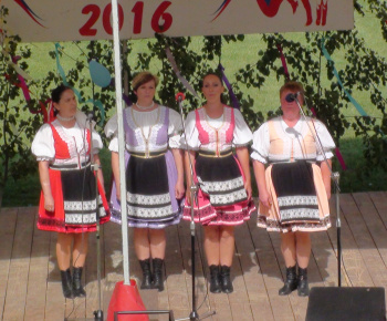 Folklórne slávnosti obce Trhovište 2016
